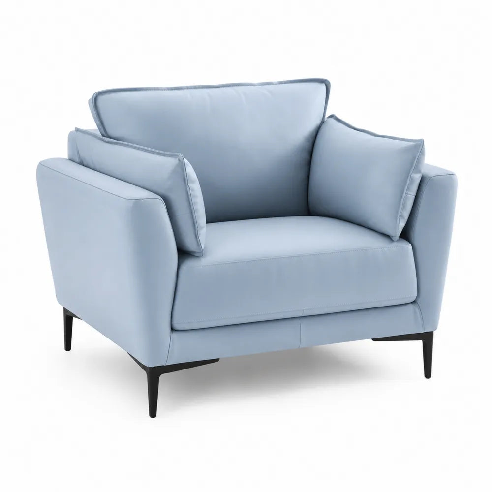 Butaca de piel sint¨¦tica azul claro con patas de metal